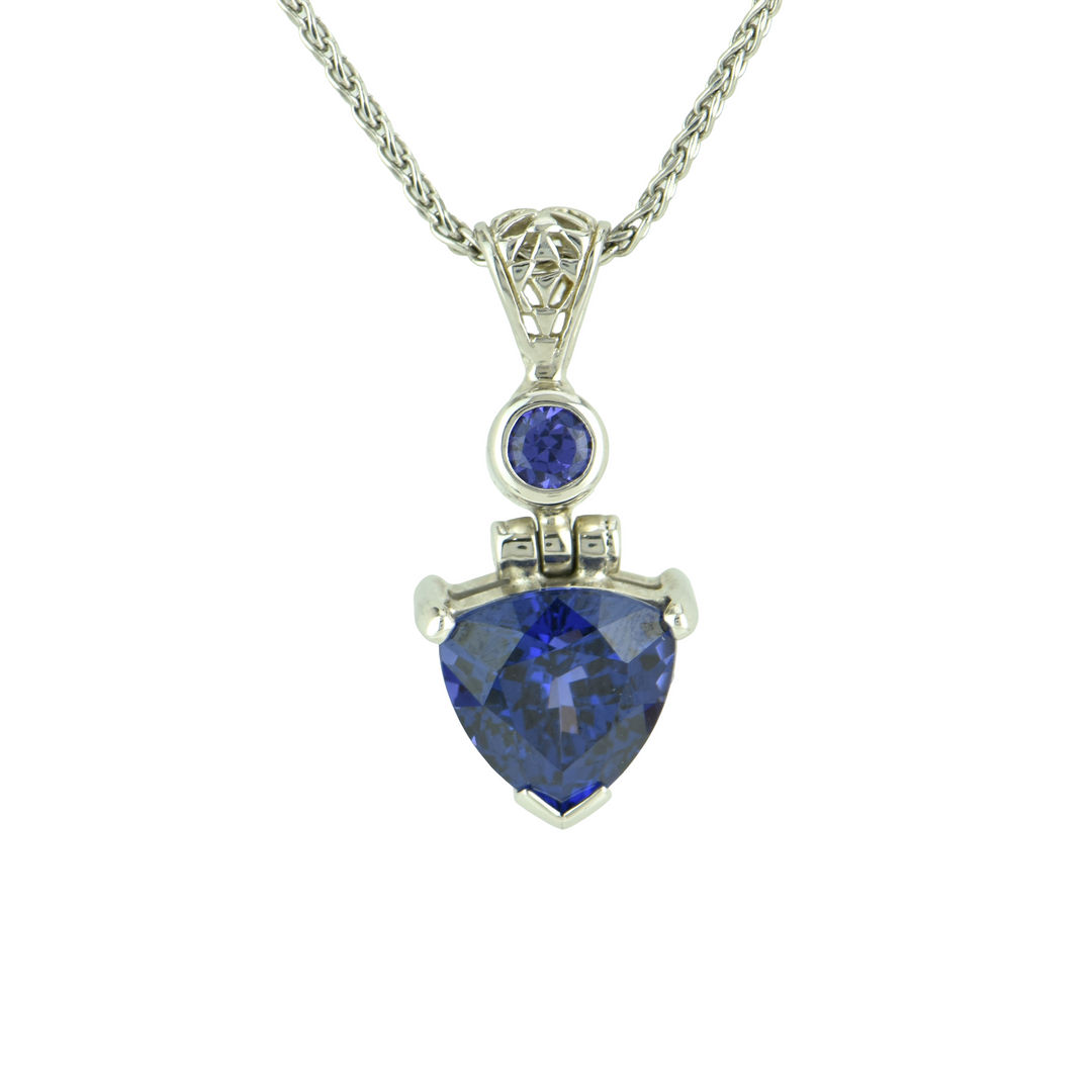 Tanzanite Effect YAG Garnet Pendant