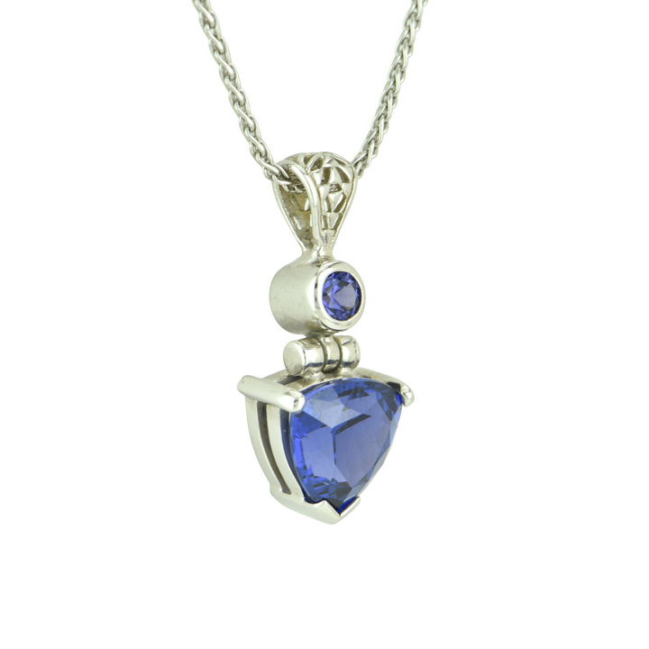 Tanzanite Effect YAG Garnet Pendant