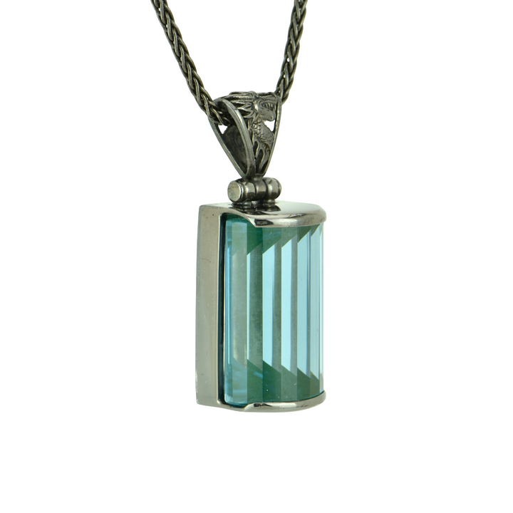 Paraiba Effect Spinel