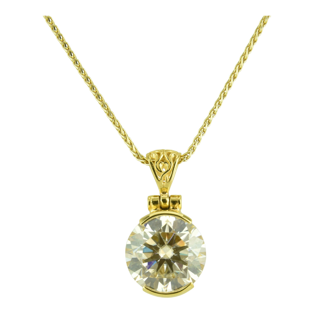 Champagne Moissanite