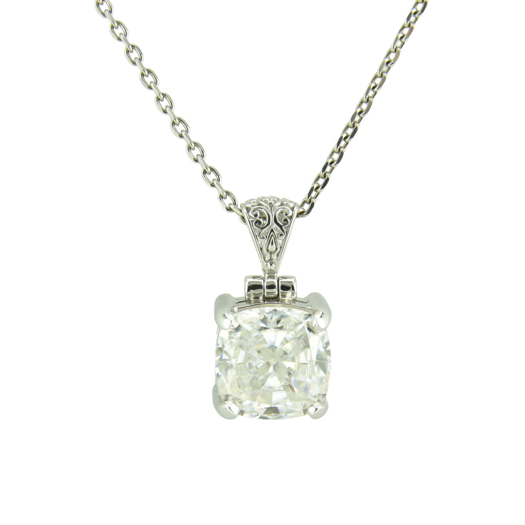White Moissanite