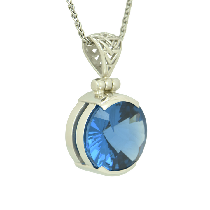 Blue Green Spinel Pendant, Round Yin Yang Cut, set in Sterling Silver plated in White Rhodium
