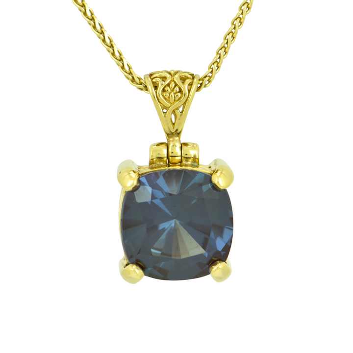 Alexandrite Chrysoberyl Pendant, Cushion Cut, set in Sterling Silver plated in Yellow Gold
