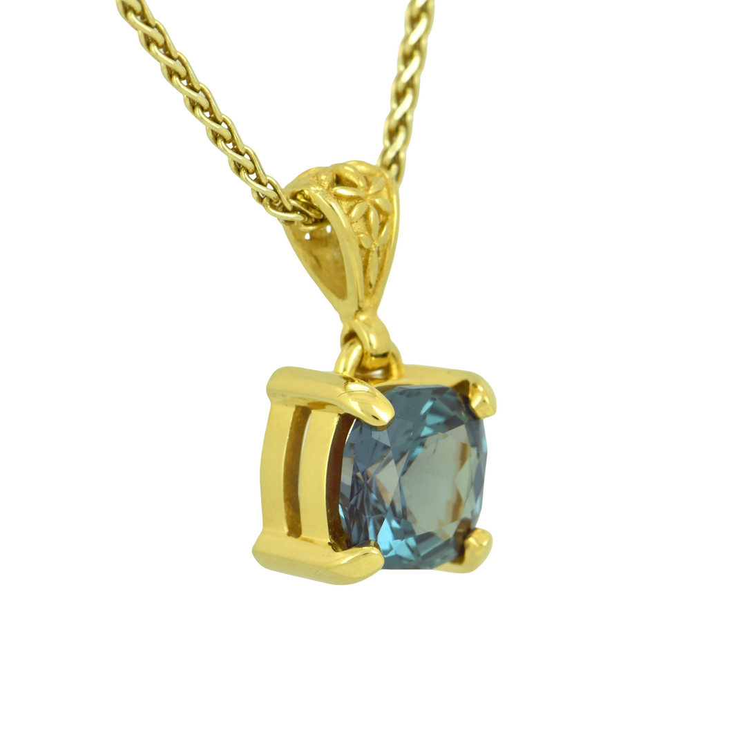 Alexandrite Chrysoberyl Pendant, Square Cut, set in Sterling Silver plated in Yellow Gold