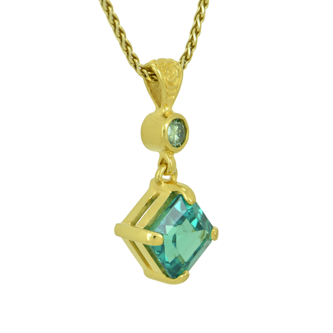 Green Chrysoberyl Pendant