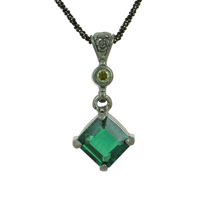 Biron Emerald Pendant