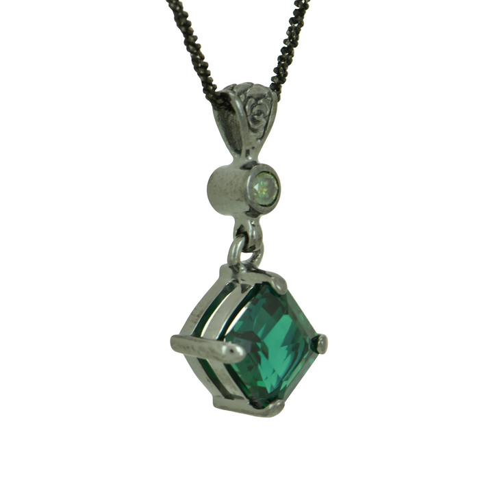 Biron Emerald Pendant