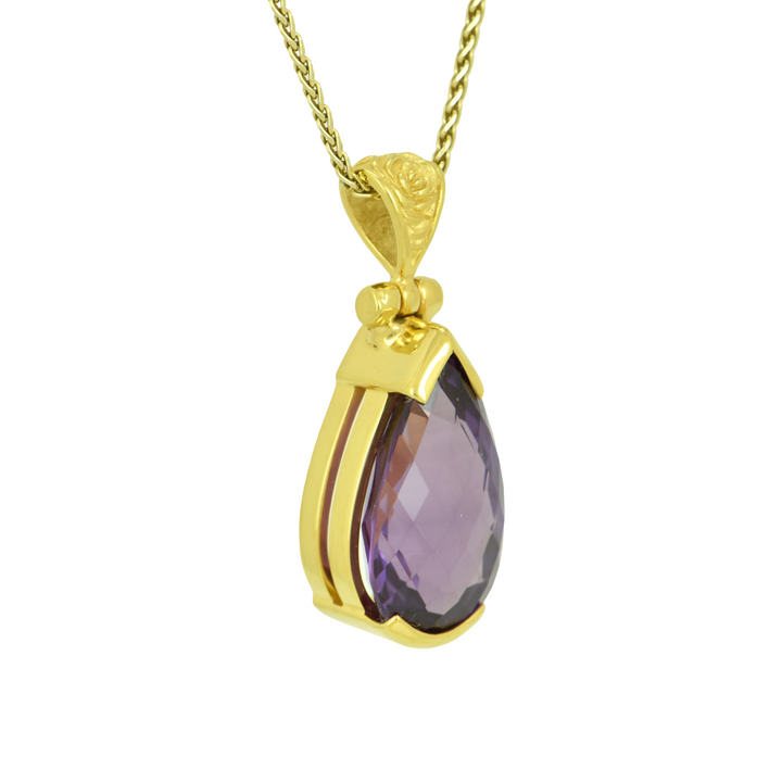 Alexandrite Effect Sapphire Pendant