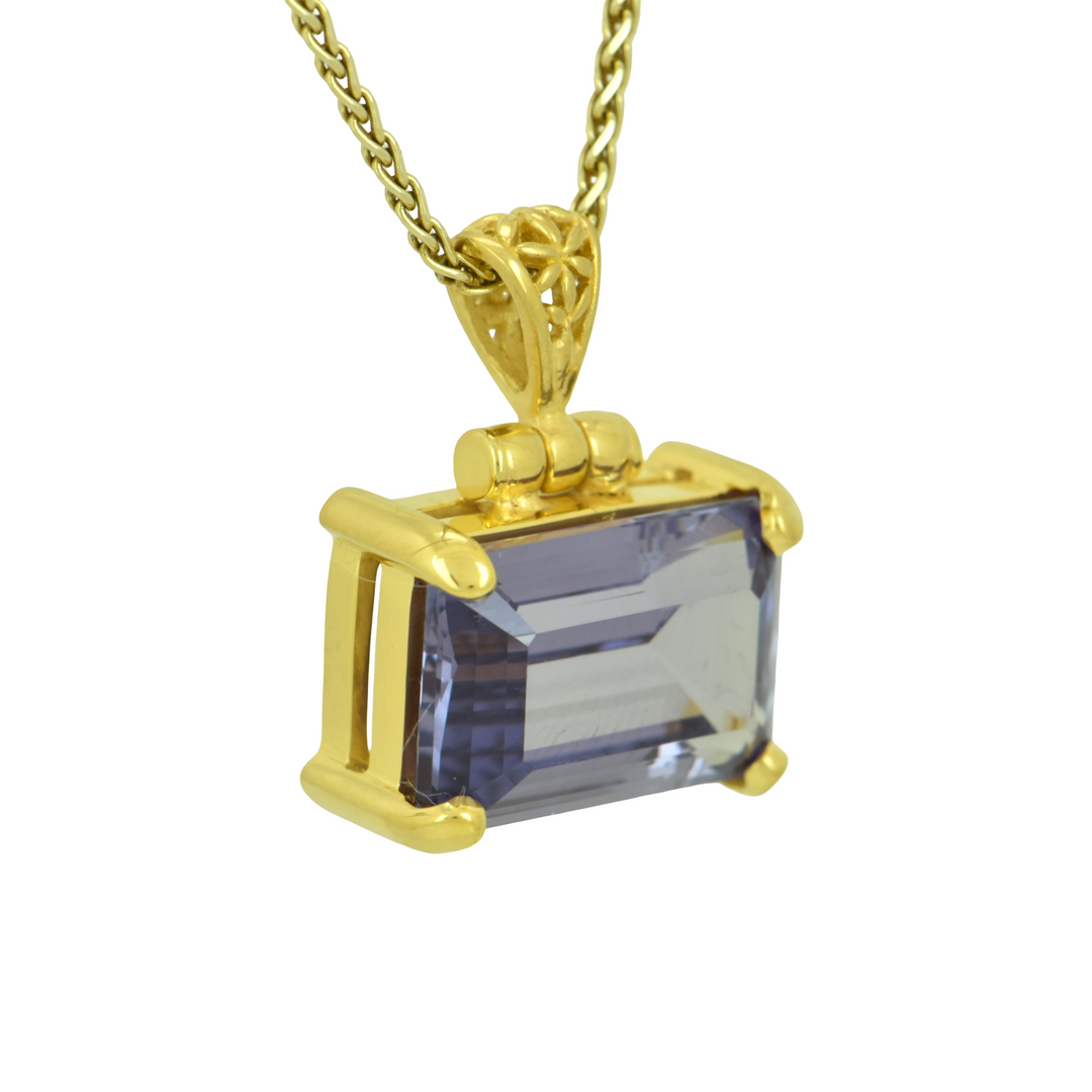 Alexandrite Effect Sapphire Pendant