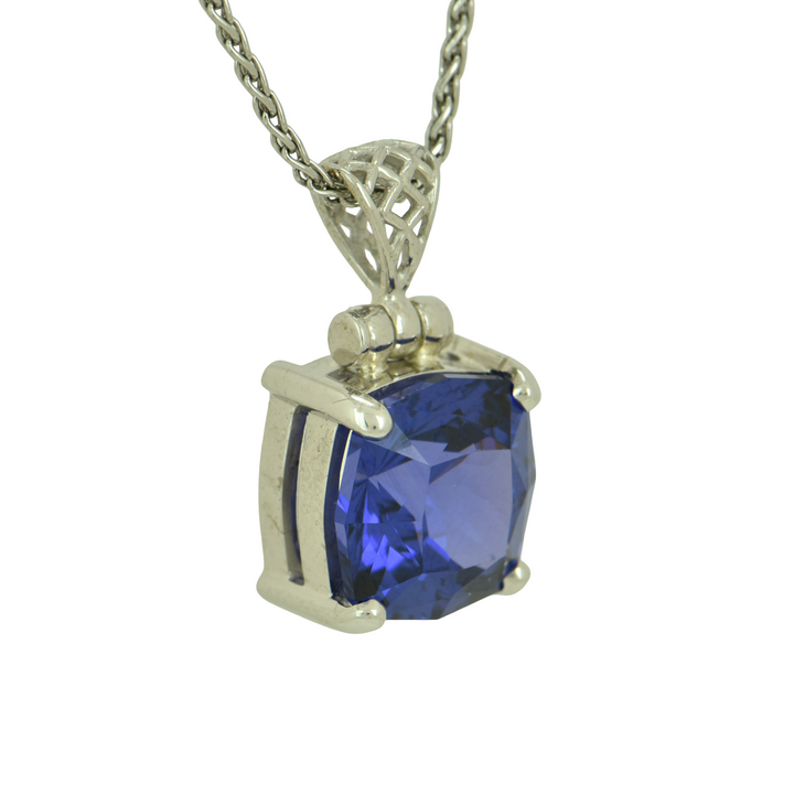 Zao Gongen YAG Tanzanite Pendant
