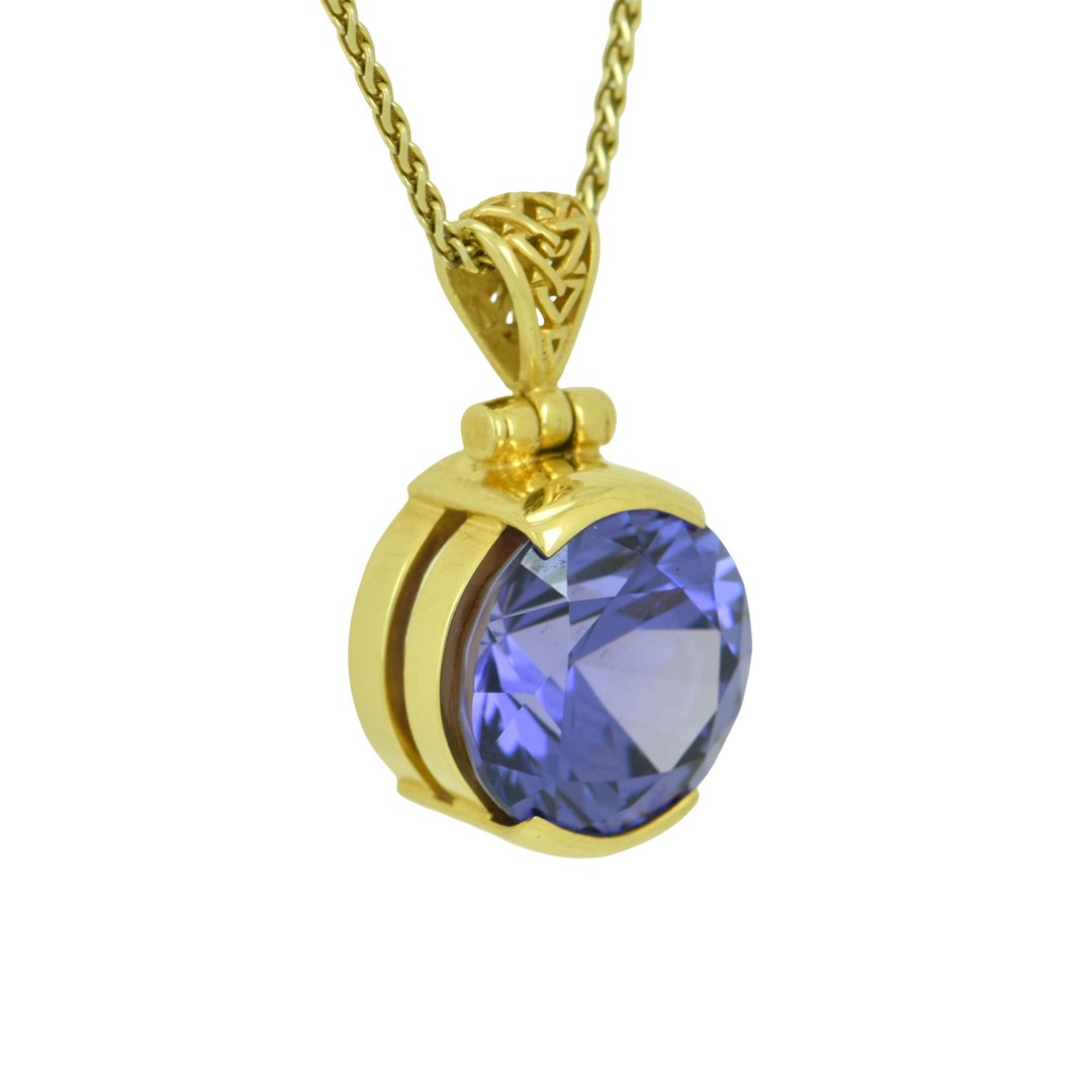 Zao Gongen YAG Tanzanite Pendant