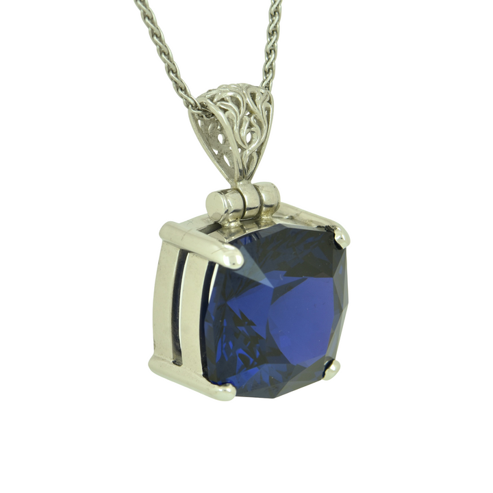 Zao Gongen YAG Tanzanite Pendant