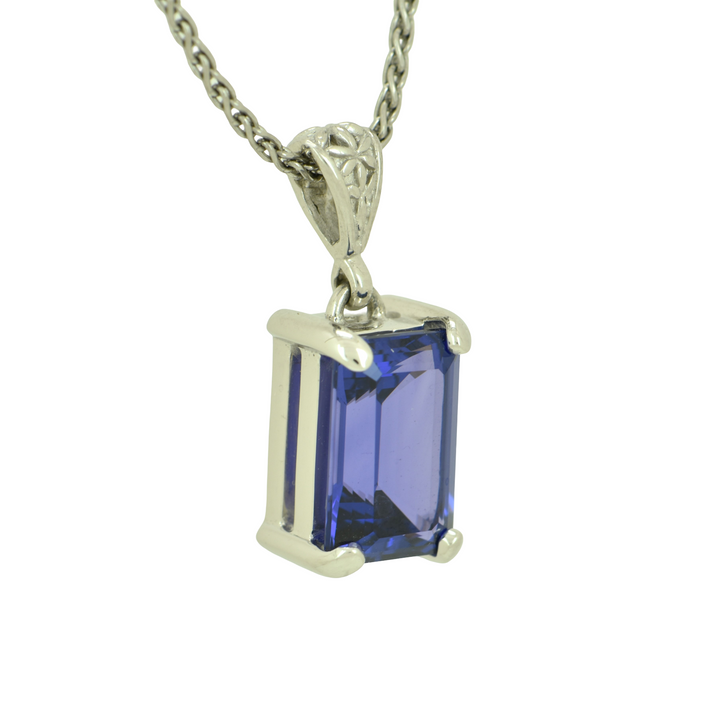 Zao Gongen YAG Tanzanite Pendant