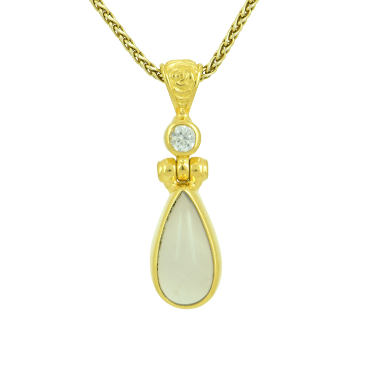 Chalcedony Pendant