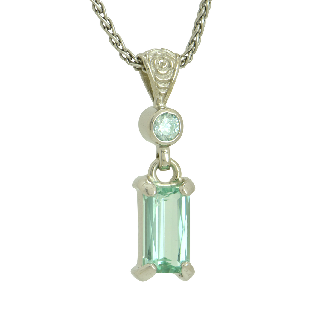 Blue Beryl Pendant