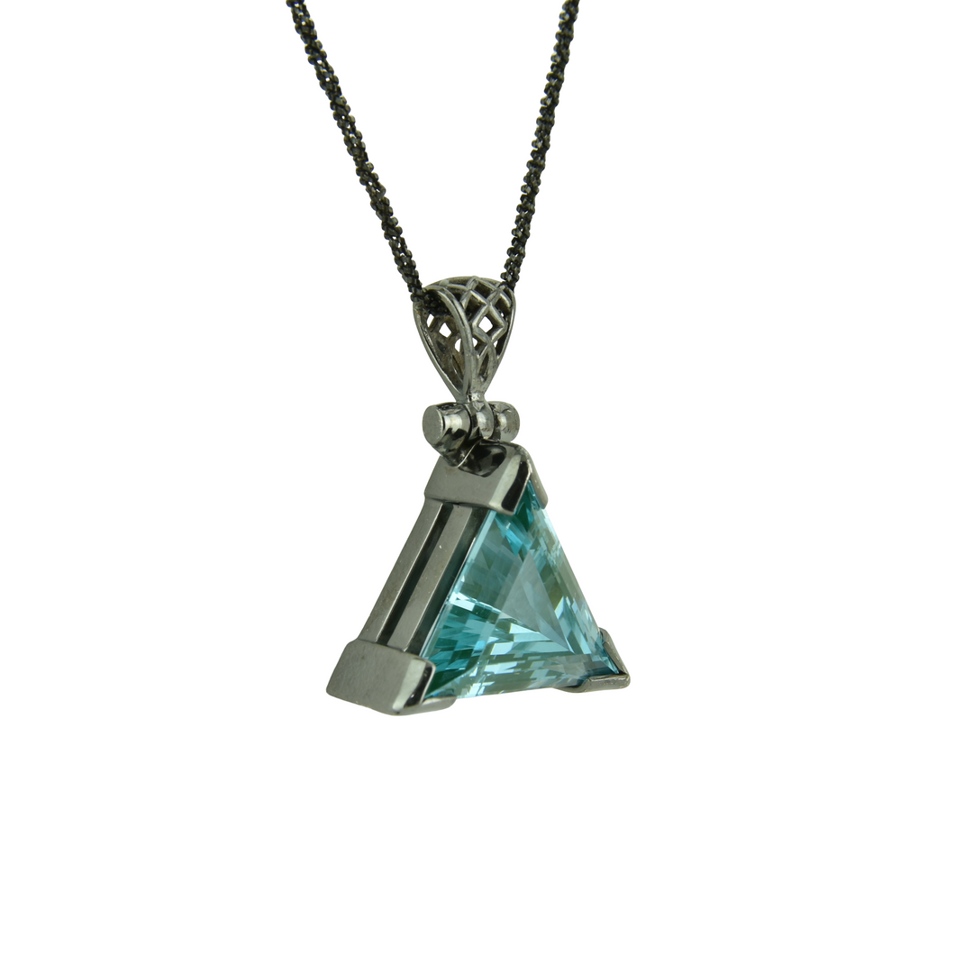 Paraiba Effect Spinel