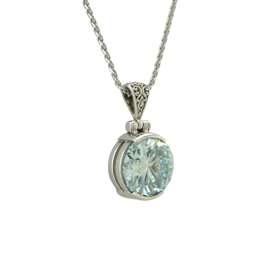 Blue Moissanite