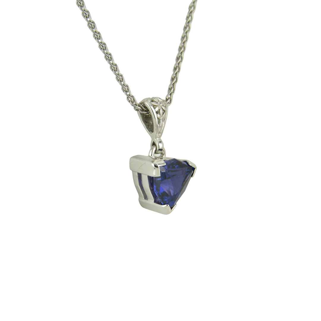 YAG Tanzanite Effect Garnet