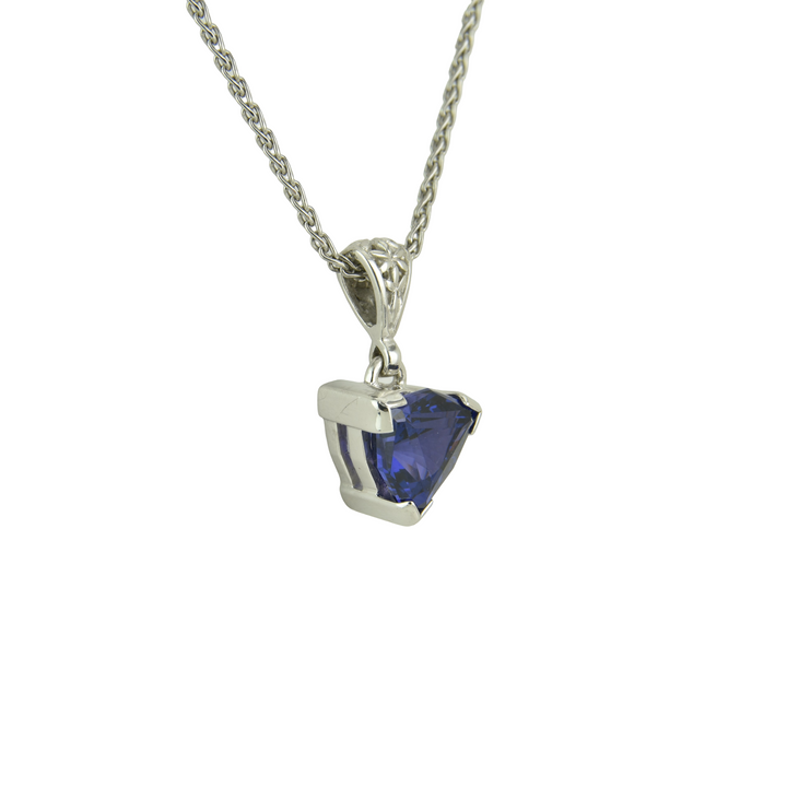 YAG Tanzanite Effect Garnet