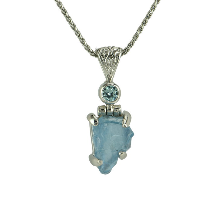 Blue Beryl Pendant