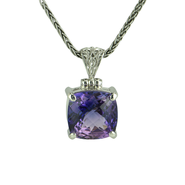 Tanzanite Effect Sapphire Pendant