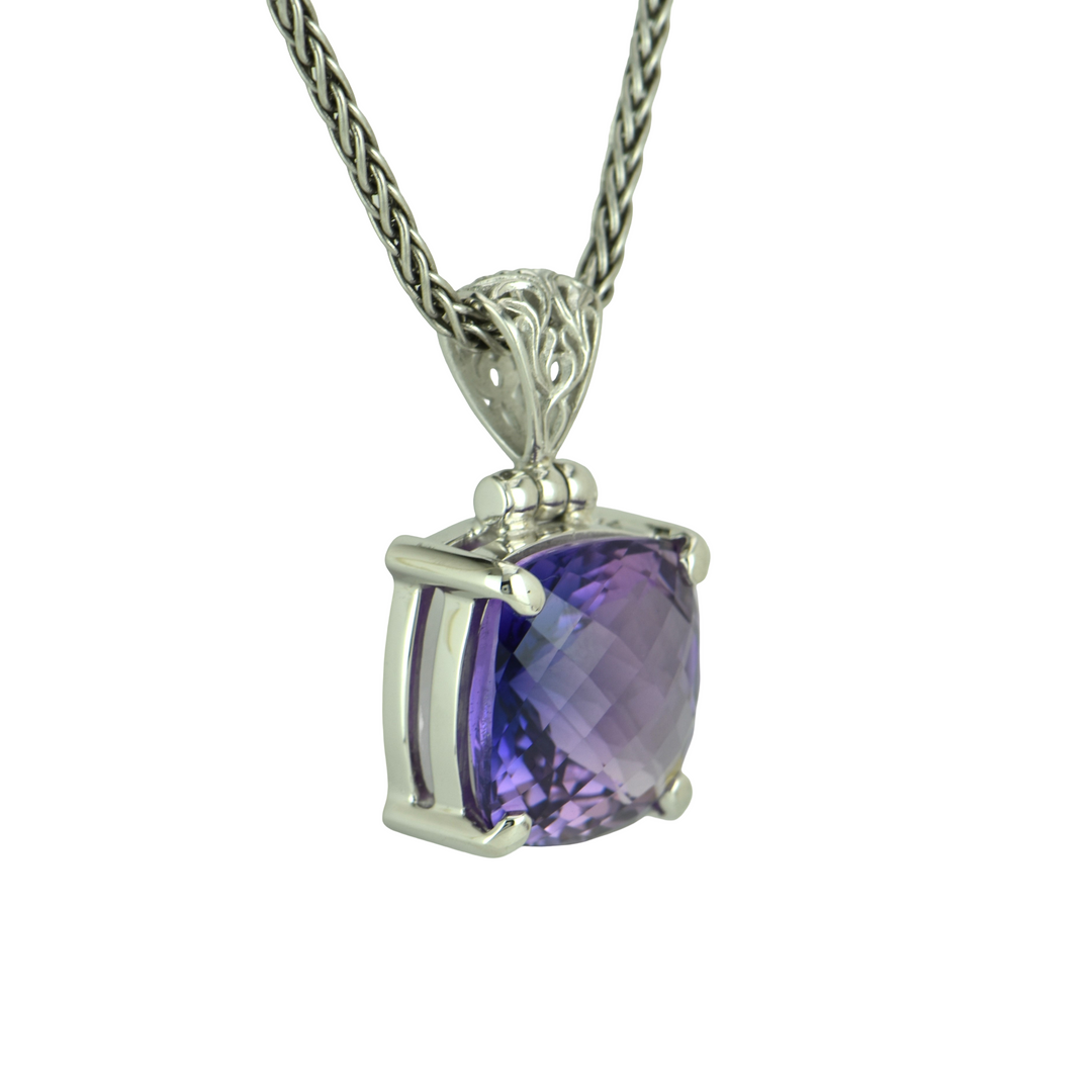 Tanzanite Effect Sapphire Pendant