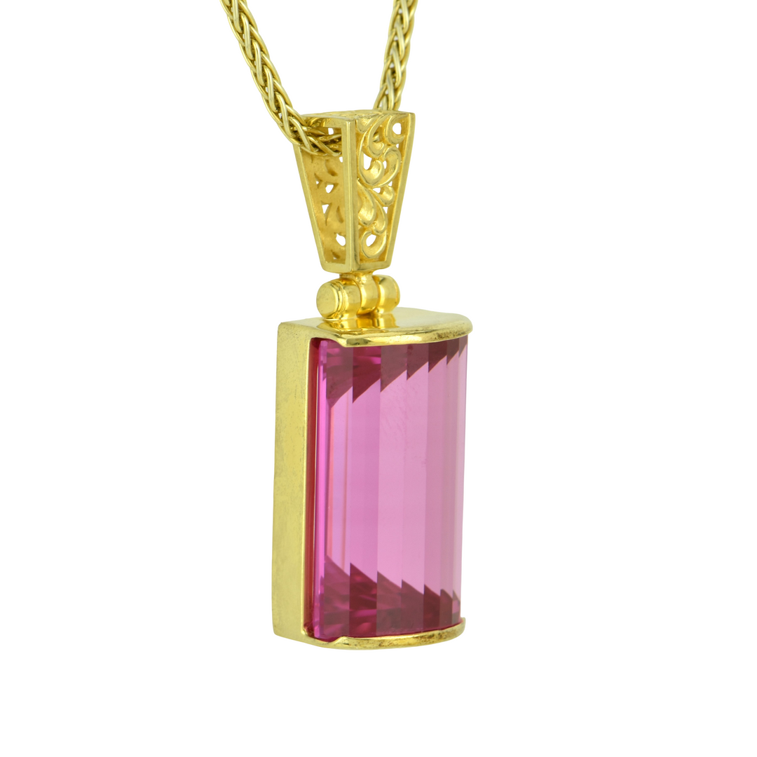 Shasta Pink Sapphire Pendant