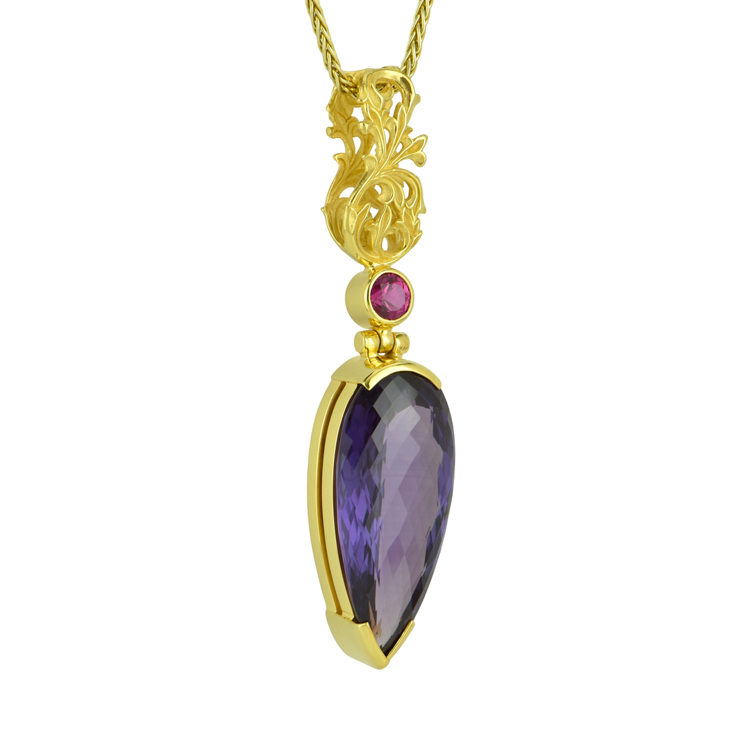 Alexandrite Effect Sapphire Pendant