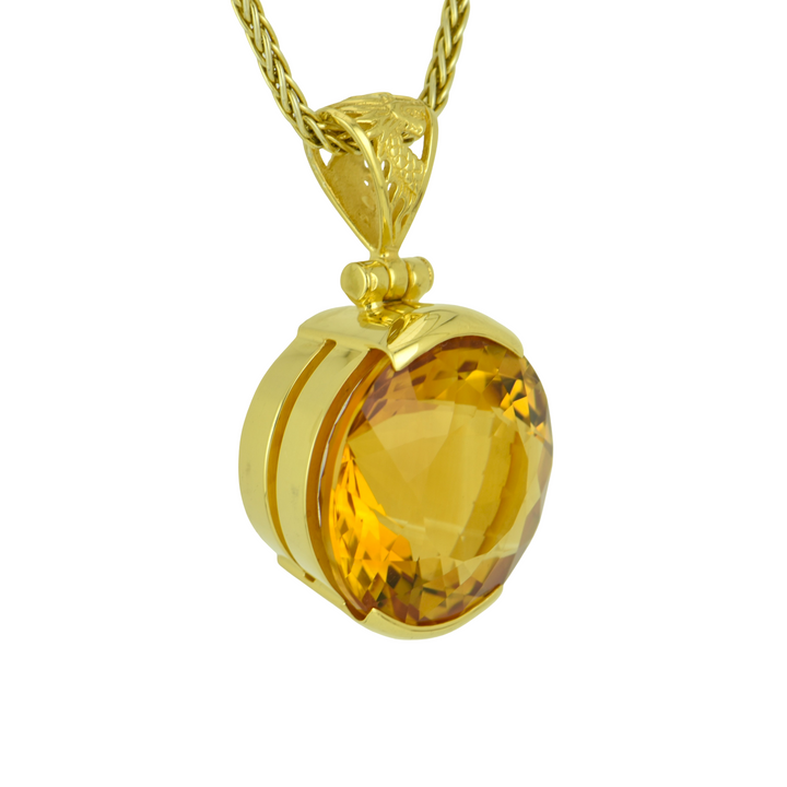 Round Citrine Pendant, set in Sterling Silver plated in Yellow Gold