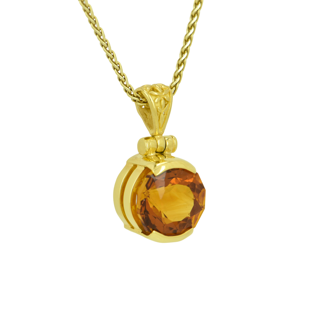 Round Citrine Pendant, set in Sterling Silver plated in Yellow Gold