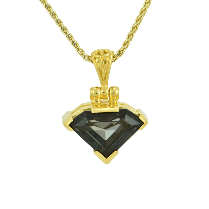 Superman Midnight Mystic Quartz Pendant, set in Sterling Silver plated in Yellow Gold