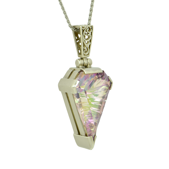 Superman Tara Mystic Quartz Pendant, set in Sterling Silver plated in White Rhodium