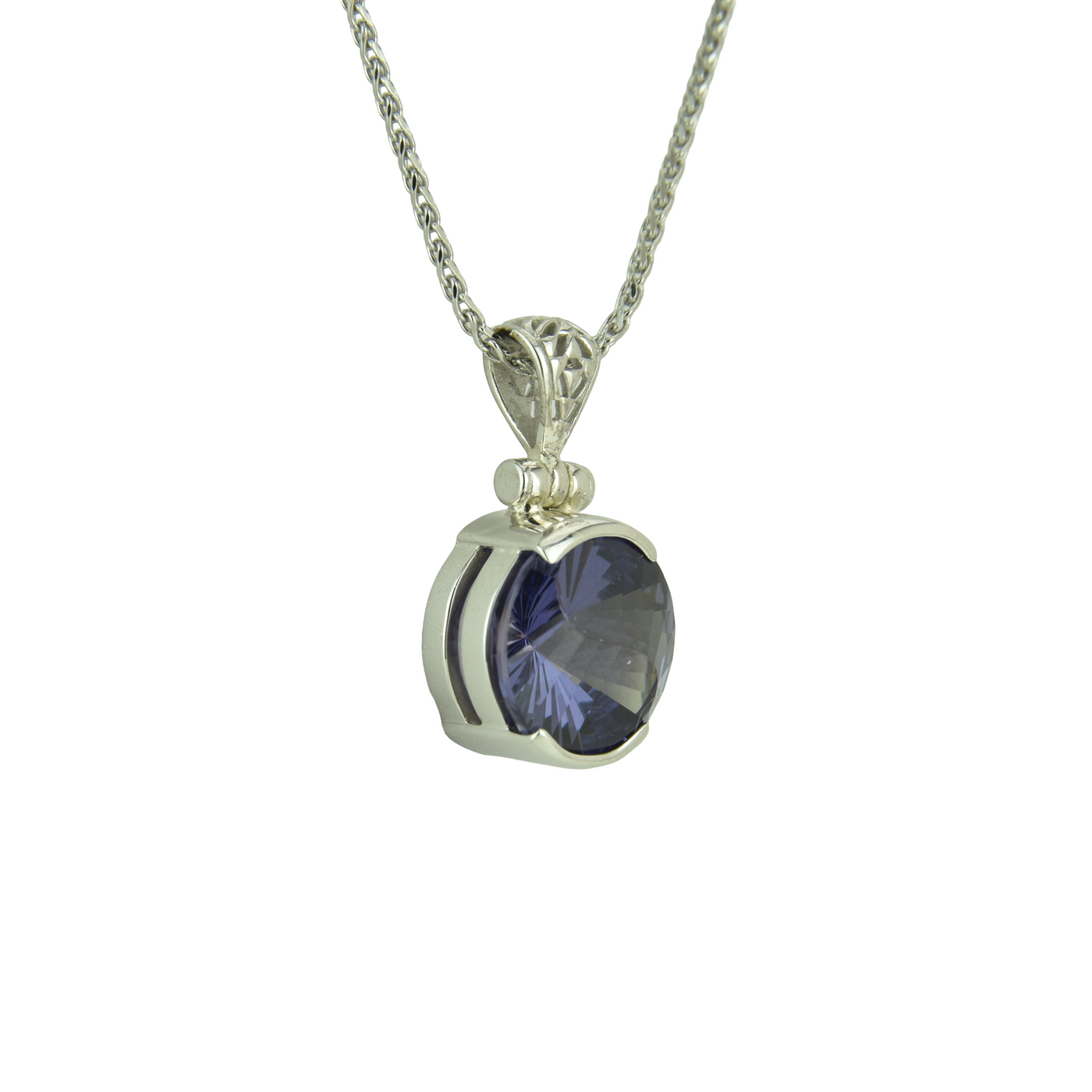 Alexandrite Effect Sapphire