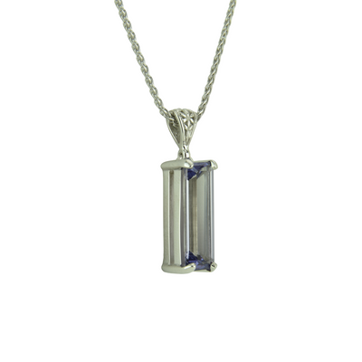 Alexandrite Effect Sapphire