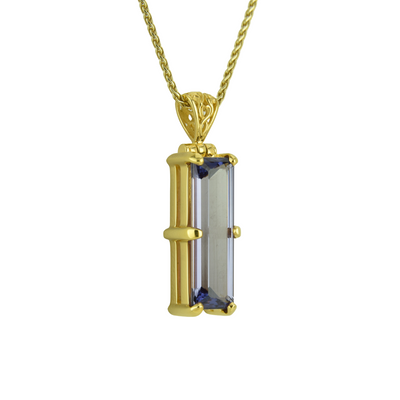 Alexandrite Effect Sapphire