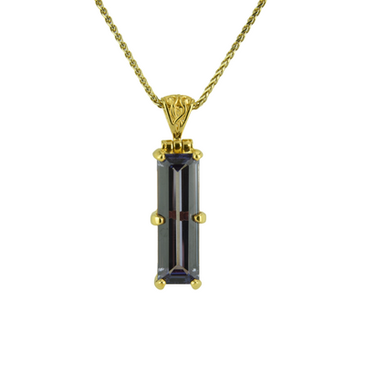 Alexandrite Effect Sapphire