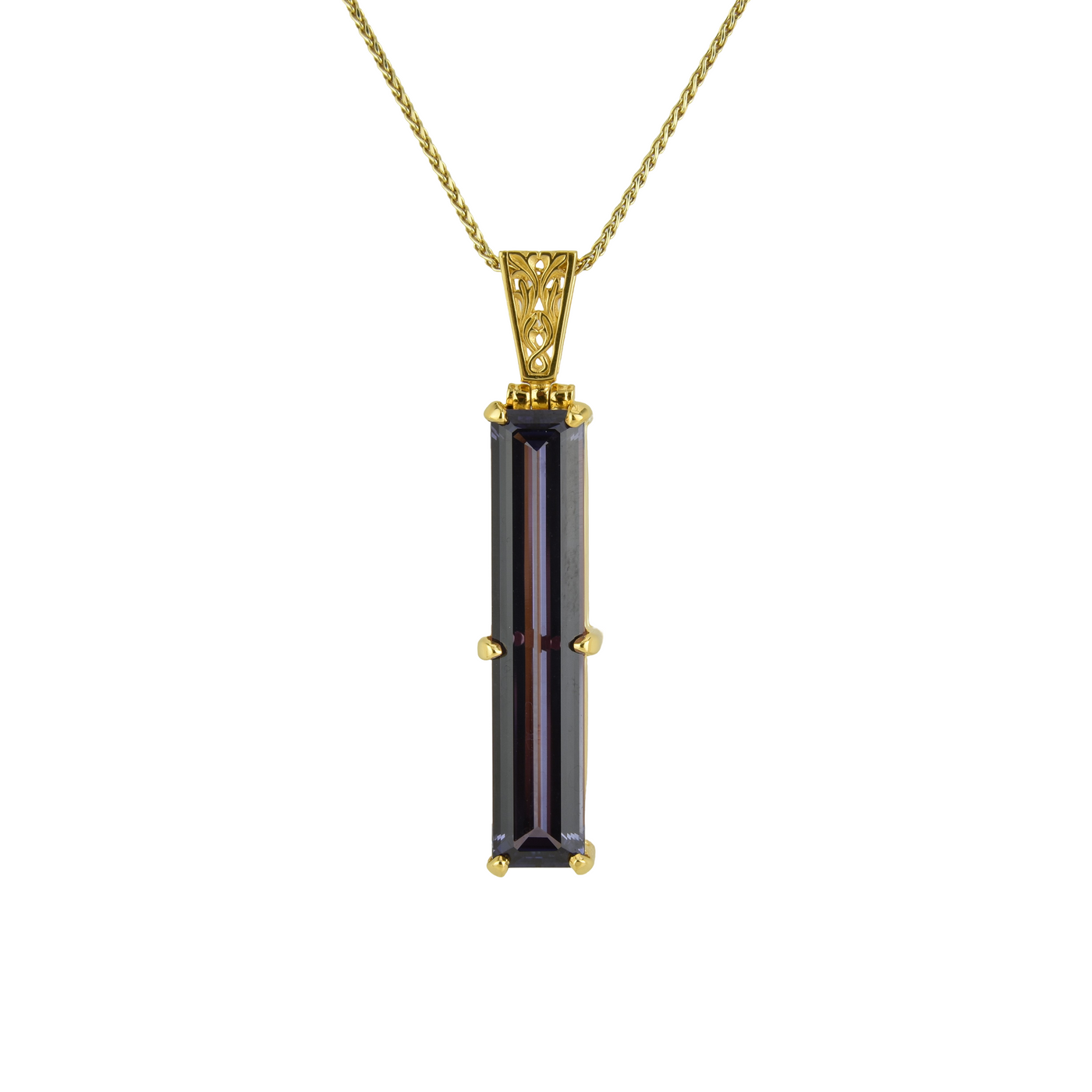 Alexandrite Effect Sapphire