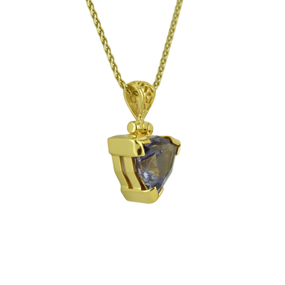 Alexandrite Effect Sapphire