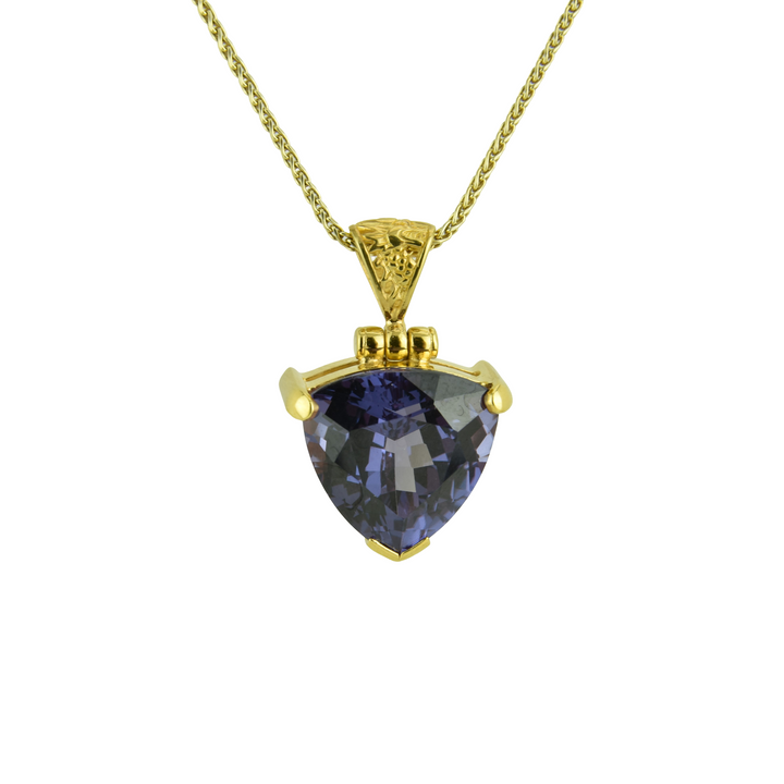 Alexandrite Effect Sapphire