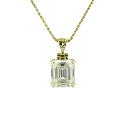 White Moissanite
