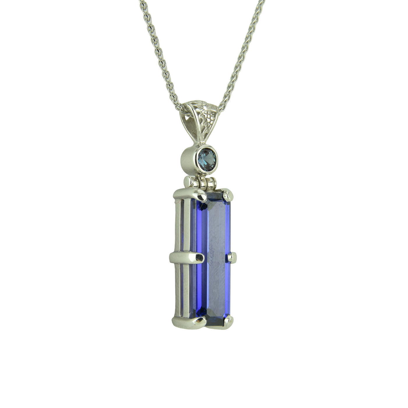 Zao Gongen YAG Tanzanite