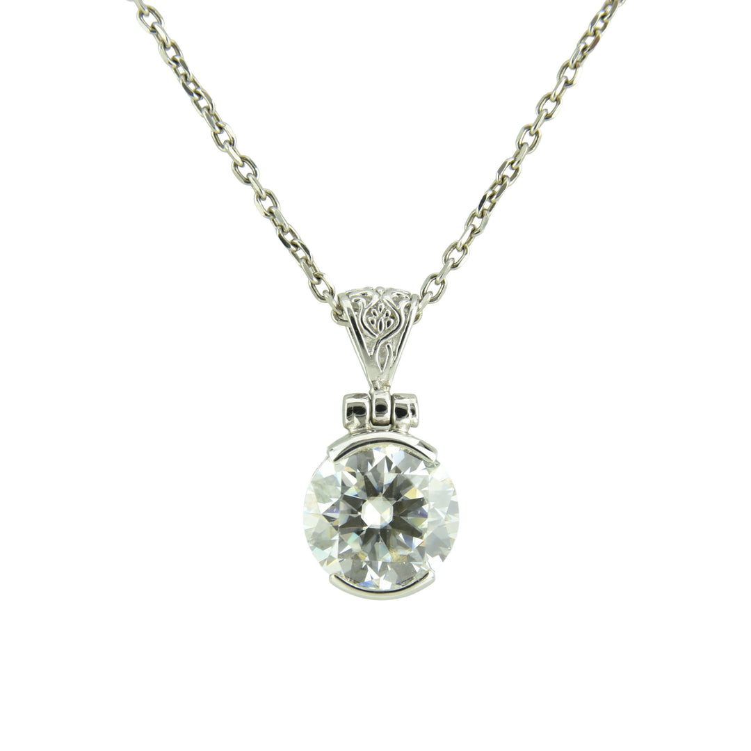 White Moissanite